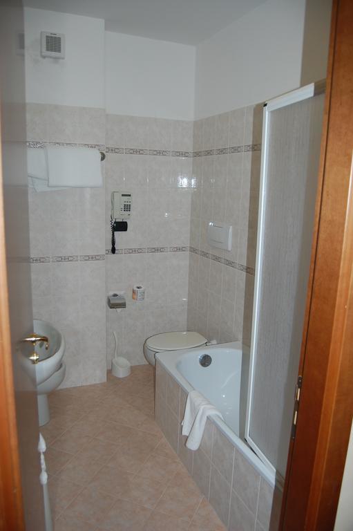 פינאלה ליגורה Grand Hotel Moroni חדר תמונה